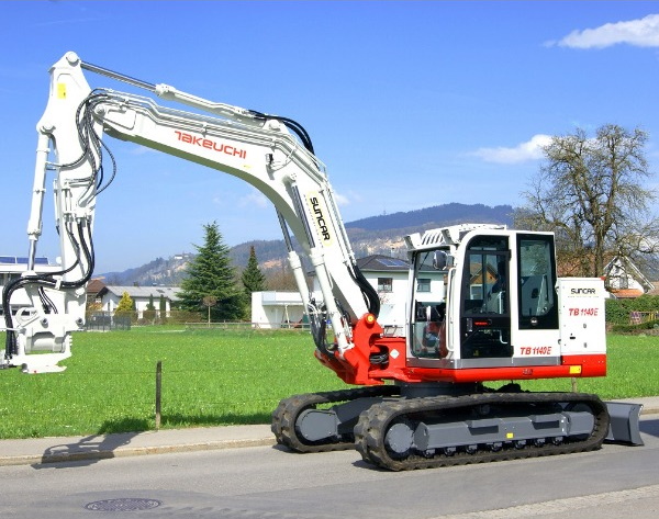 Elektrische graafmachines voor een duurzame tuinrenovatie